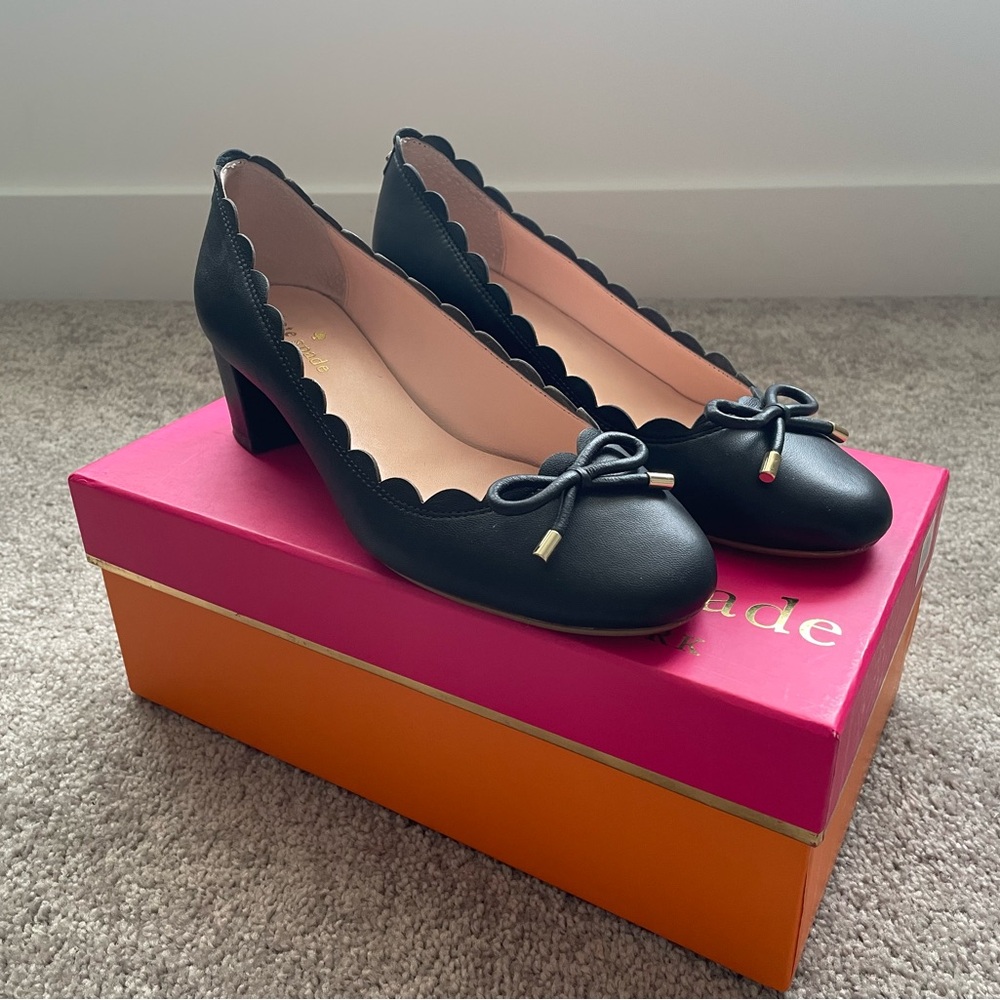Kate Spade Black Scalloped Yasmin Women's Shoes